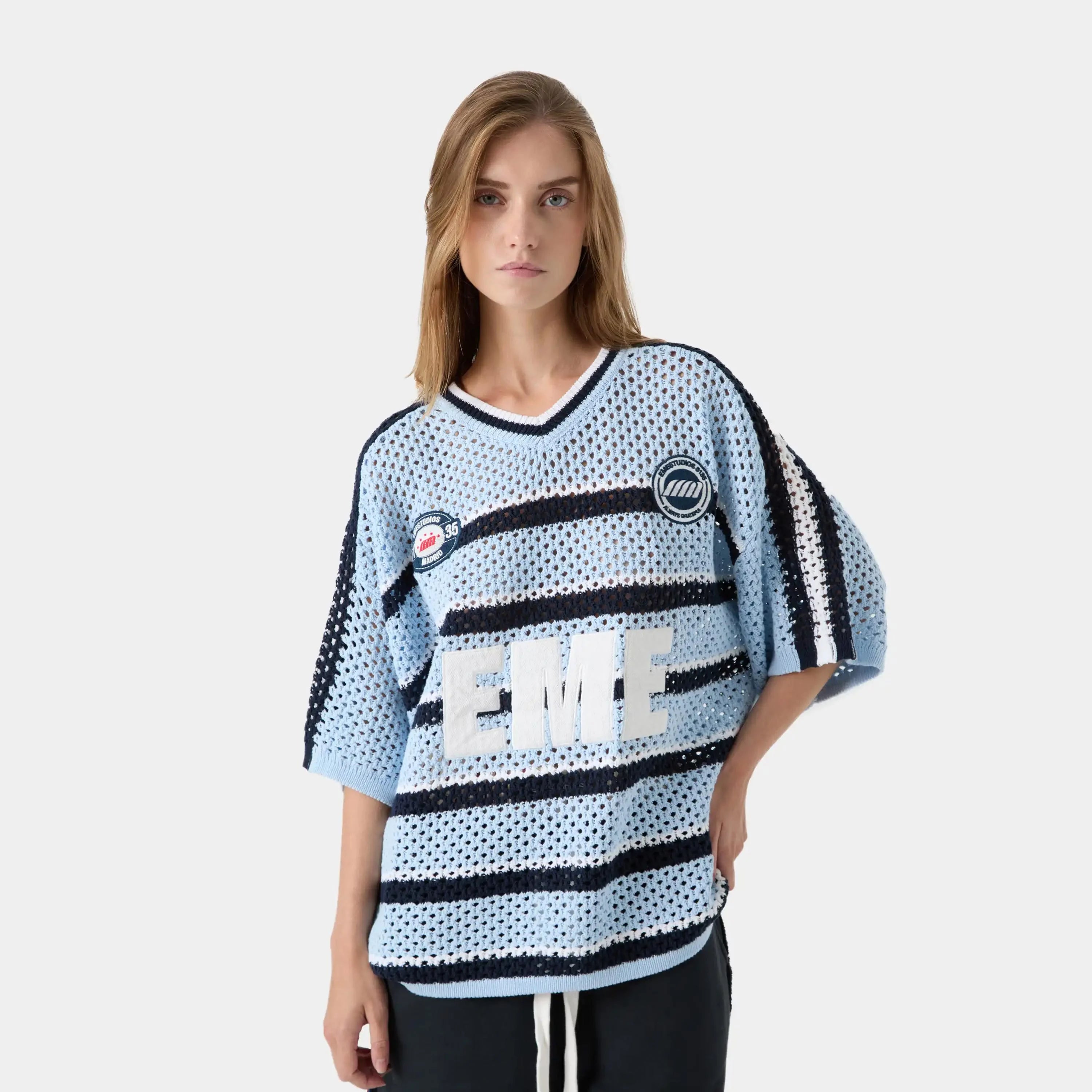 Striker Sky Open Knit T-shirts eme