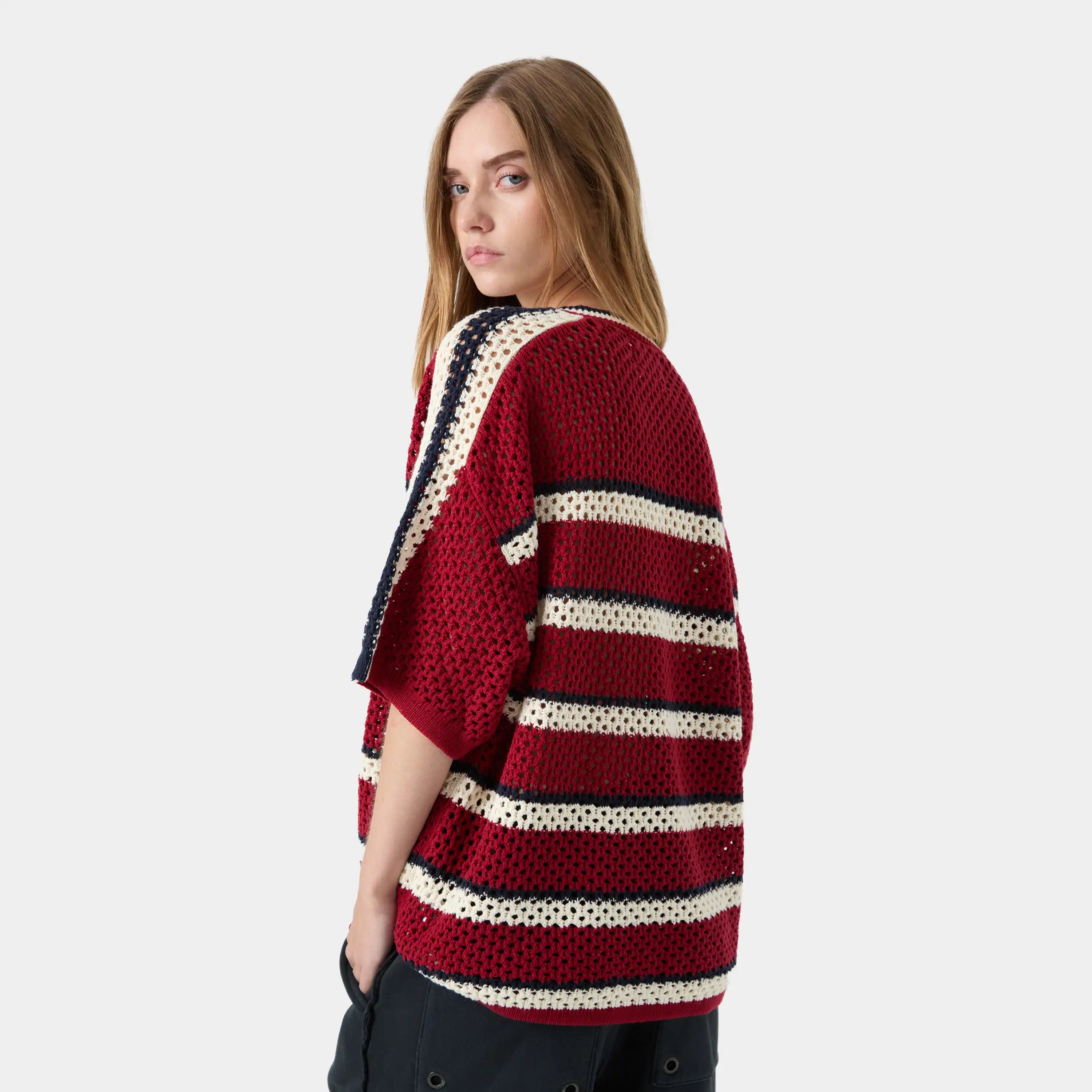 Striker Maple Red Open Knit T-shirts eme