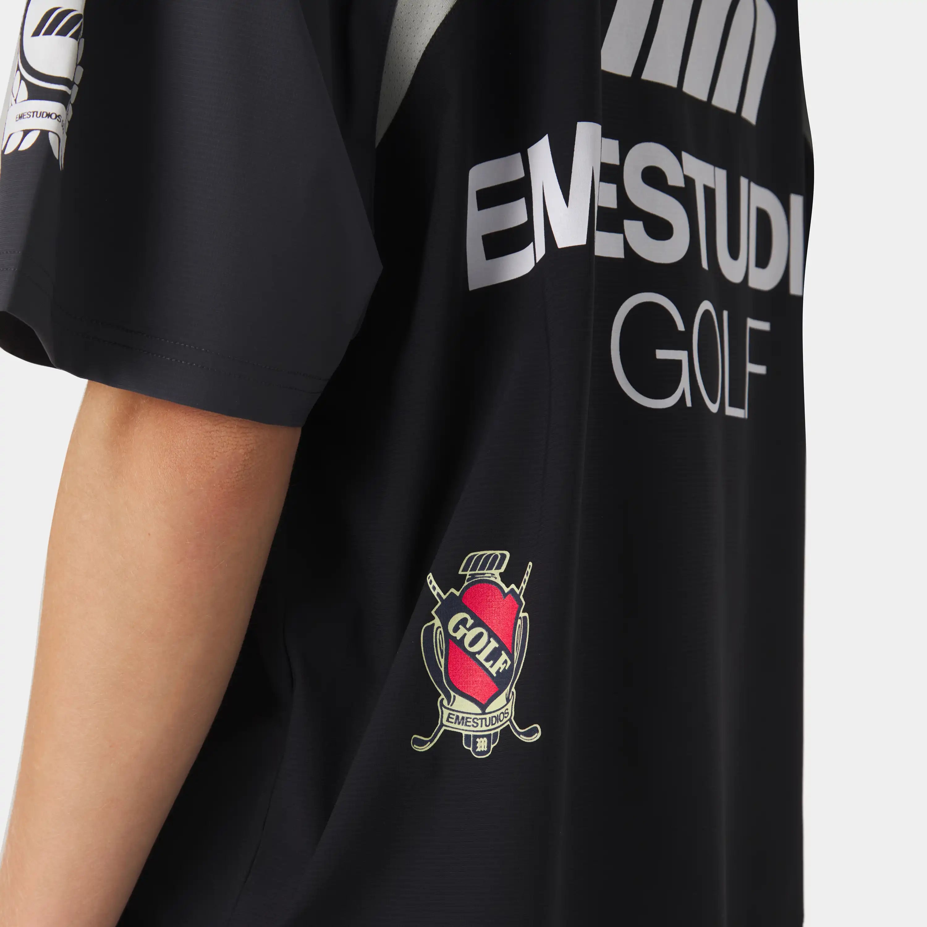 Seve Shadow Tech Tee Sportswear Eme Studios