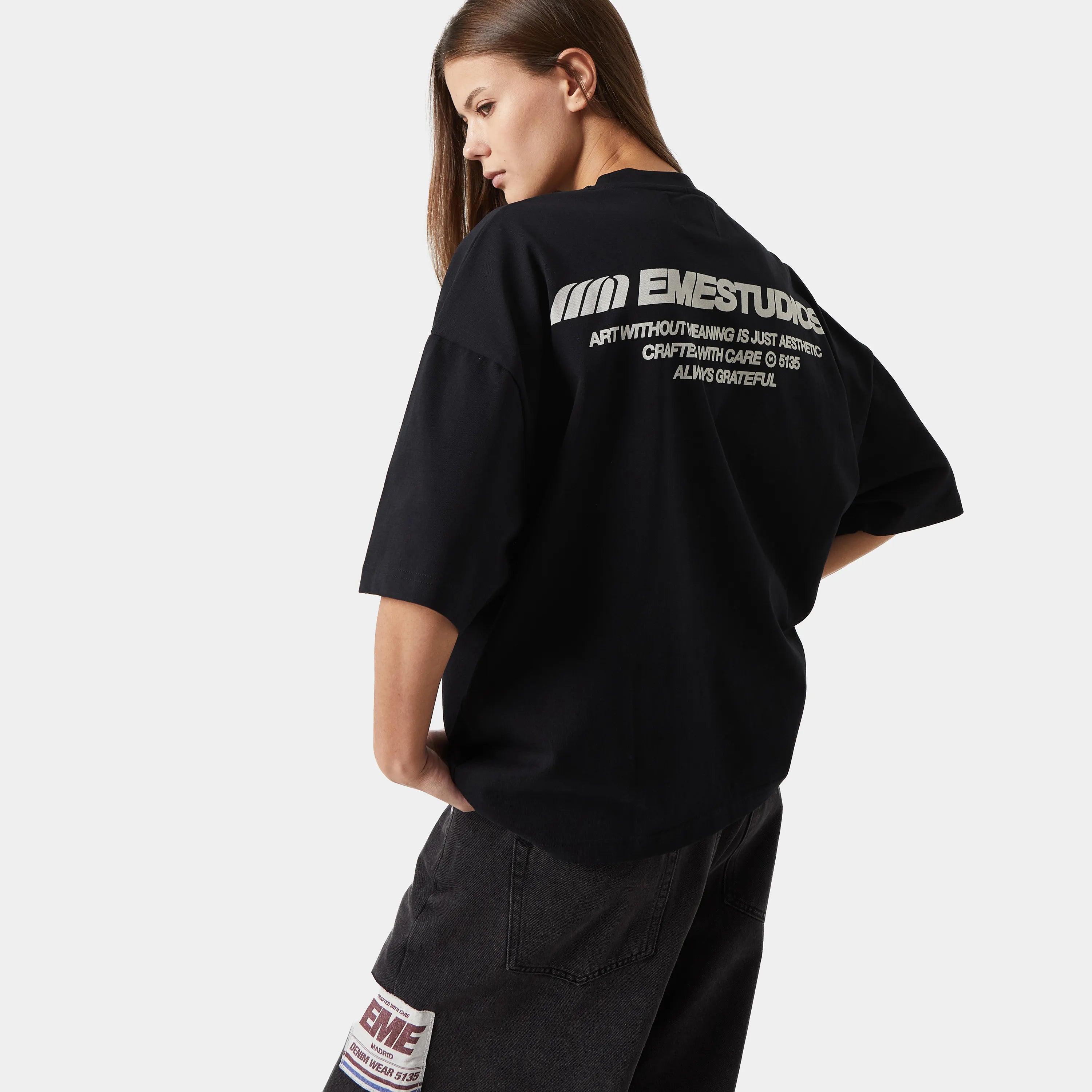 Reborn Shadow Oversized Tee Camiseta eme   